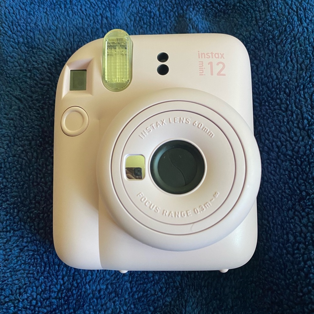 Fujifilm Instax Mini 12 Instant Camera - Light Pink